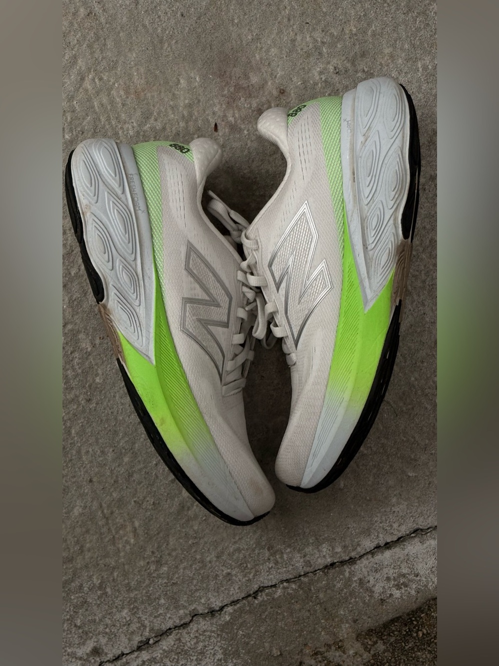 Fresh Foam X 880 v15
Women's 7.5 Wide